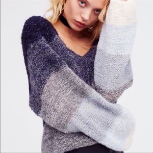 Free People NWT Alpaca Sweater Size Med/Large Oversized - Picture 2 of 9